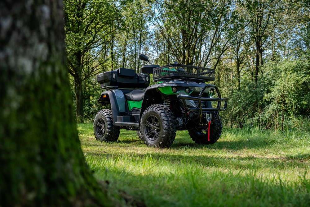 De Volmer FM-240 4x4: een werkpaard in agrarisch vervoer